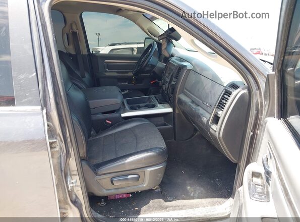 1C6RR6LT5HS847772 2017 RAM 1500 Gray Front interior view
