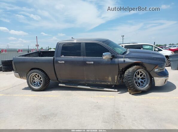 1C6RR6LT5HS847772 2017 RAM 1500 Gray Rear interior view