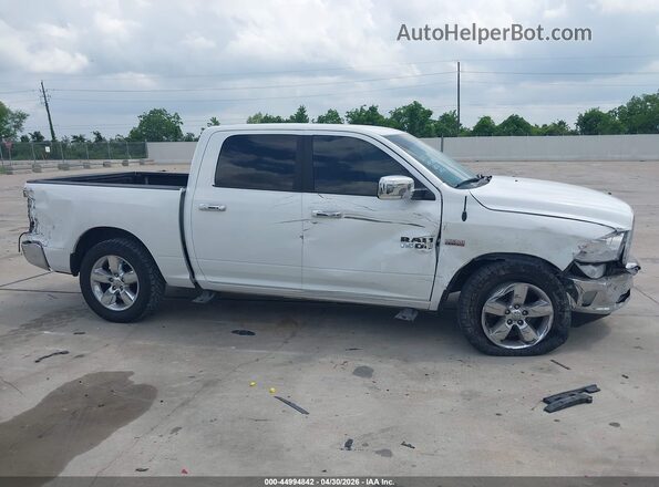 1C6RR6LT8GS159716 2016 RAM 1500 White Rear interior view