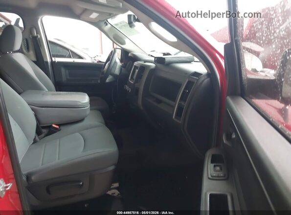 1C6RR6STXJS296603 2018 RAM 1500 Red წინა სალონის ხედი