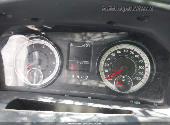1C6RR7FG1JS187773 2018 RAM 1500 Gray 