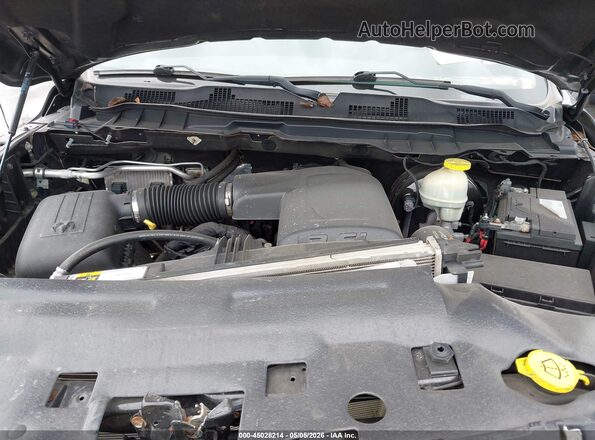 1C6RR7FG3HS732592 2017 RAM 1500 Gray Vista trasera