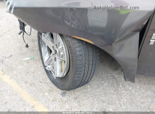 1C6RR7FG3HS732592 2017 RAM 1500 Gray Vista frontal