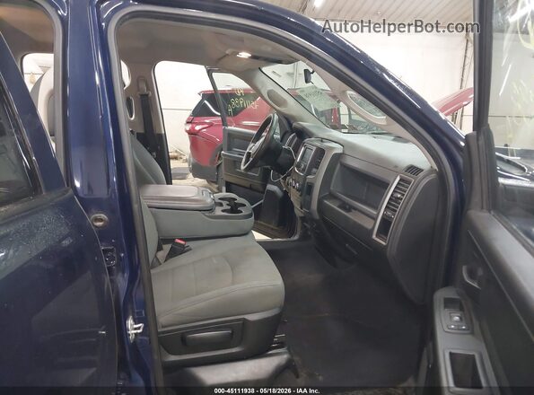 1C6RR7FG3JS206517 2018 RAM 1500 Blue Սալոնի դիմացի տեսք