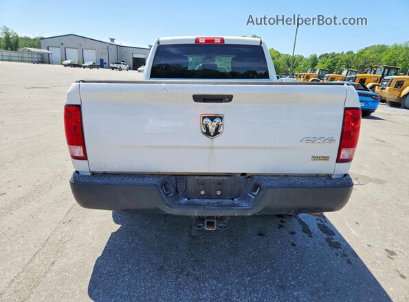 1C6RR7FG8JS329097 2018 RAM 1500 White Vista trasera