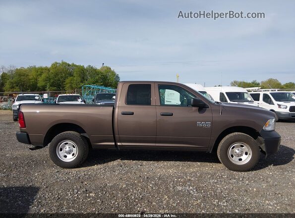 1C6RR7FG8LS156460 2020 RAM 1500 CLASSIC Brown Widok wnętrza 360 stopni