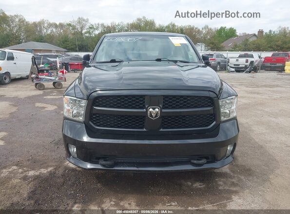 1C6RR7FT3HS864443 2017 RAM 1500 Black Widok deski rozdzielczej