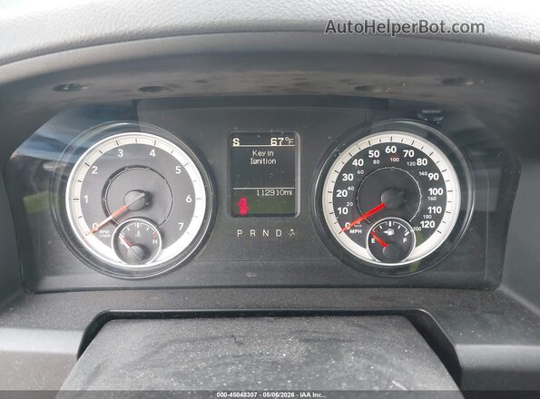 1C6RR7FT3HS864443 2017 RAM 1500 Black Widok tylnych siedzeń