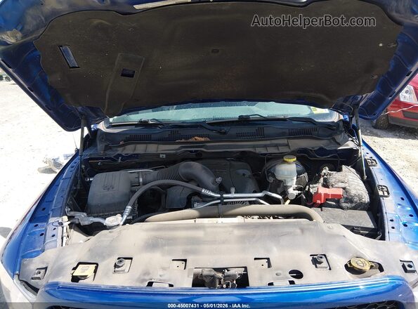 1C6RR7FT4JS137088 2018 RAM 1500 Blue 