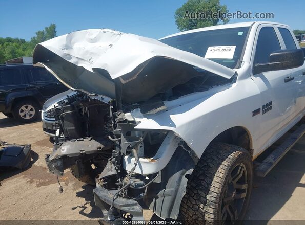 1C6RR7FT6HS523148 2017 RAM 1500 White Front view