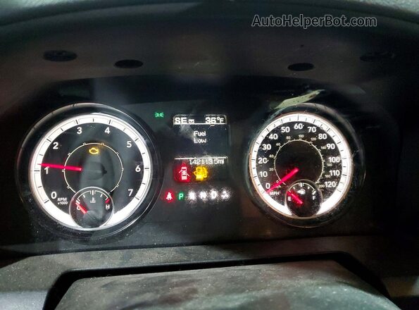 1C6RR7FT7JS229294 2018 RAM 1500 Blue Instrument cluster view