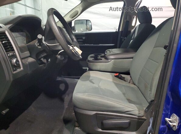1C6RR7FT7JS229294 2018 RAM 1500 Blue Front interior view
