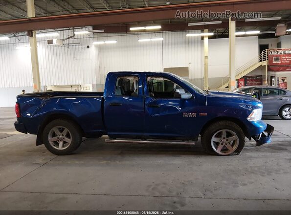 1C6RR7FT9HS601311 2017 RAM 1500 Blue 360 interior view