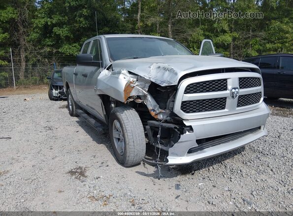 1C6RR7FTXHS729136 2017 RAM 1500 Silver Դիմացի տեսք