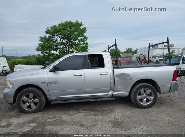1C6RR7GT3GS192204 2016 RAM 1500 Silver სალონის 360-გრადუსიანი ხედი