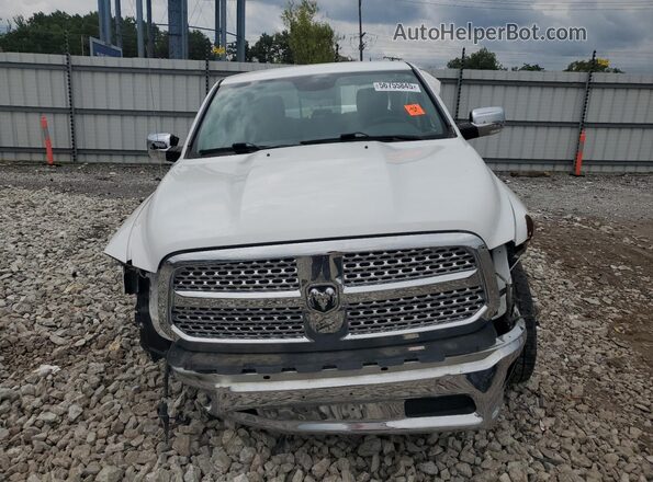1C6RR7JT3HS704585 2017 RAM 1500 White Front view