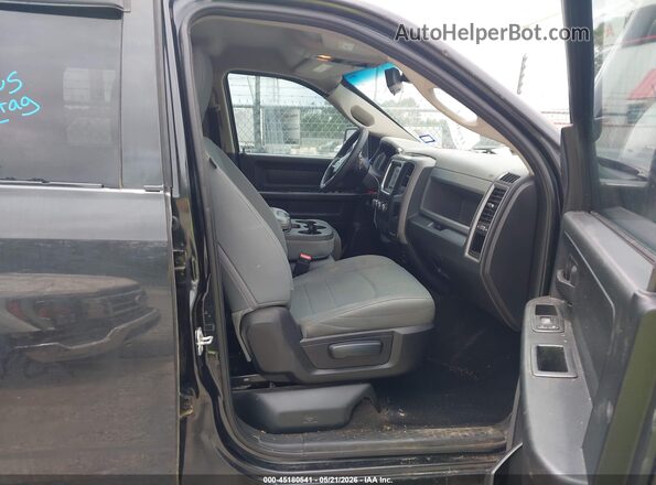 1C6RR7KG4GS276459 2016 RAM 1500 Black Front interior view