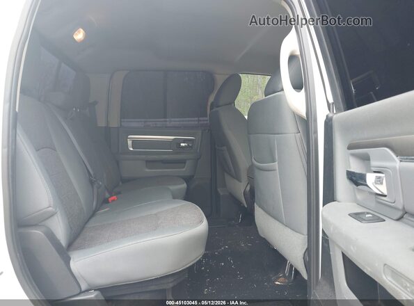 1C6RR7LG1GS273808 2016 RAM 1500 Белый 