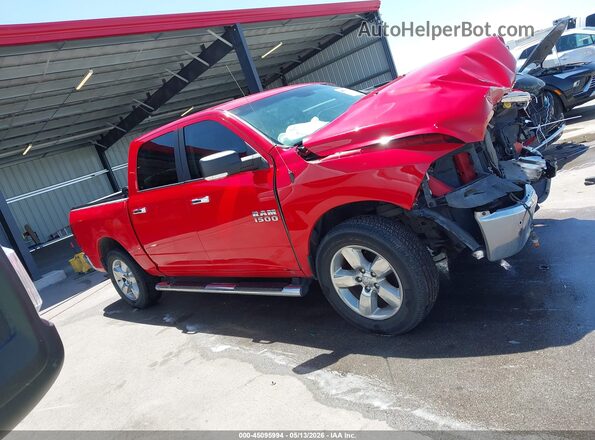 1C6RR7LG6JS222702 2018 RAM 1500 Red Widok wnętrza 360 stopni