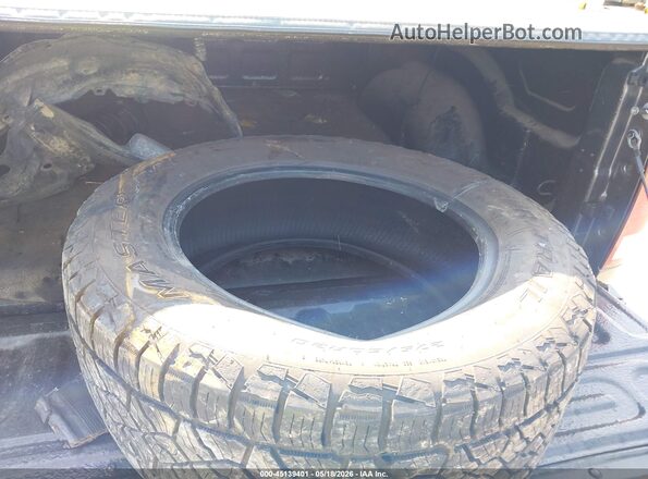 1C6RR7LG7HS855364 2017 RAM 1500 Gray Սարքավորումների վահանակի տեսք