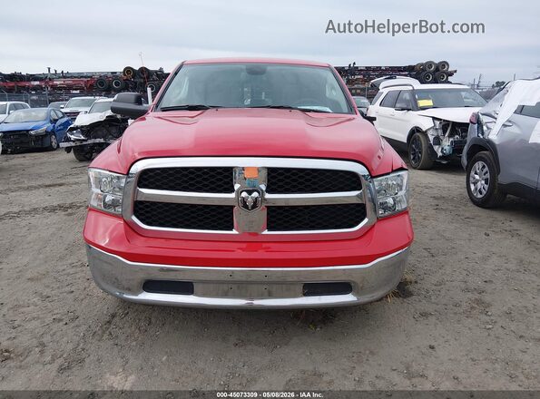 1C6RR7LG9PS516751 2023 RAM 1500 CLASSIC Red Widok wnętrza z tyłu