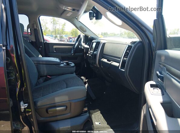1C6RR7LT0JS137416 2018 RAM 1500 Черный 
