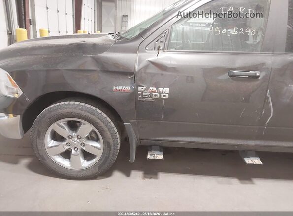 1C6RR7LT2KS537785 2019 RAM 1500 CLASSIC Серый Вид спереди