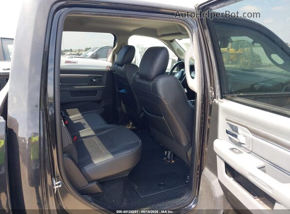 1C6RR7LT2KS583049 2019 RAM 1500 CLASSIC Black VIN կոդի պիտակի տեսք