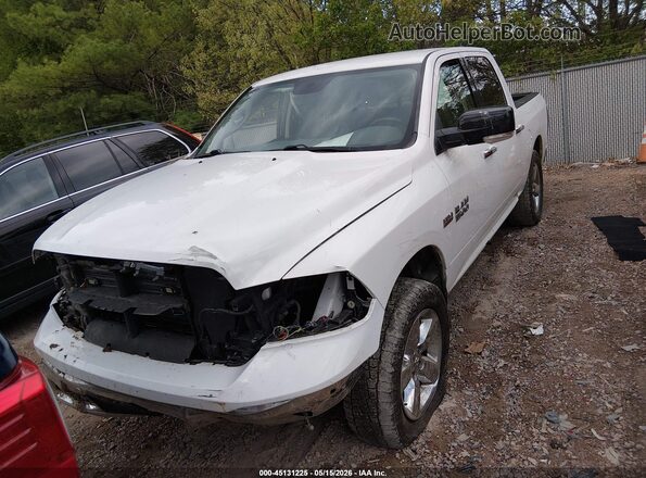 1C6RR7LT3JS156137 2018 RAM 1500 White Вид задньої частини салону