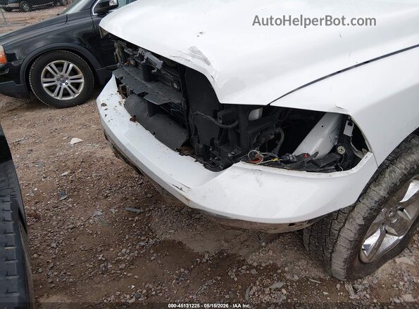 1C6RR7LT3JS156137 2018 RAM 1500 White Вид спереду