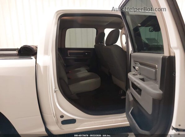 1C6RR7LT3JS257372 2018 RAM 1500 White VIN კოდის სტიკერის ხედი
