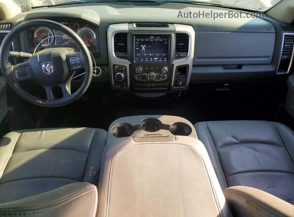1C6RR7LT7KS613789 2019 RAM 1500 Black Vista del salpicadero