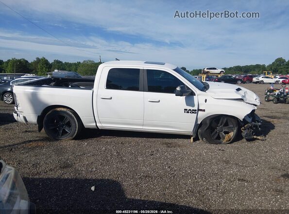 1C6RR7MT9JS277124 2018 RAM 1500 White Widok wnętrza 360 stopni