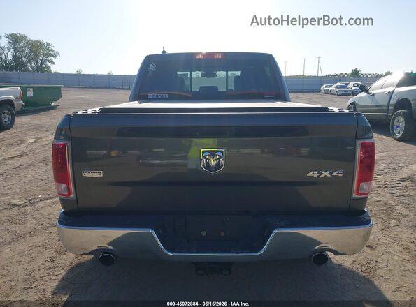 1C6RR7NM1JS246652 2018 RAM 1500 Gray 