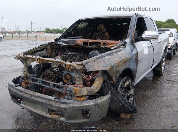 1C6RR7NMXJS230546 2018 RAM 1500 Серебряный Передняя левая четверть