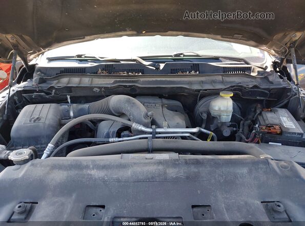 1C6RR7NT5JS161742 2018 RAM 1500 Gray Հետևի տեսք