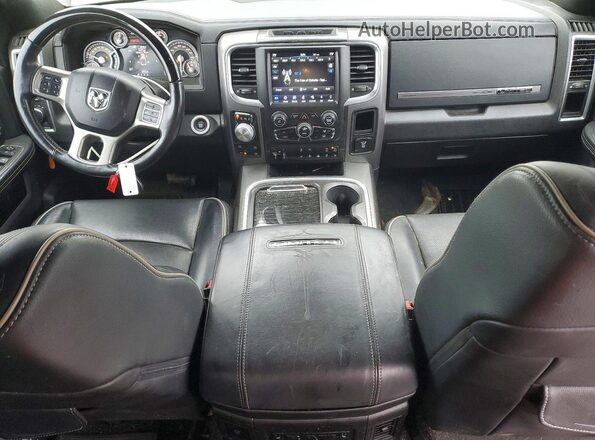 1C6RR7PT9JS272467 2018 RAM 1500 White 