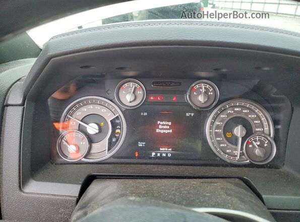 1C6RR7PT9JS272467 2018 RAM 1500 White 