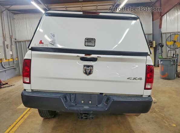 1C6RR7ST0PS537602 2023 RAM 1500 White Հետևի տեսք