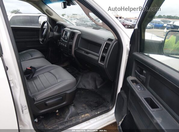 1C6RR7ST1JS288492 2018 RAM 1500 White 