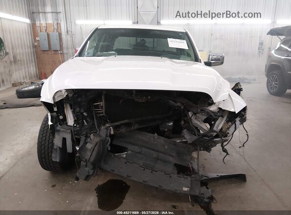 1C6RR7TT0HS696670 2017 RAM 1500 White Սալոնի հետևի տեսք
