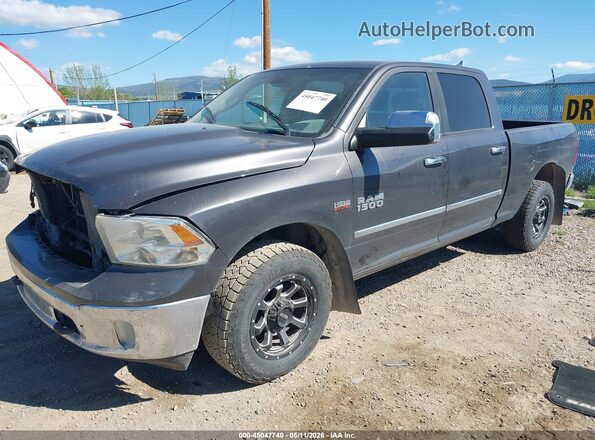 1C6RR7TT5JS118697 2018 RAM 1500 Silver Առջևի ձախ երեք քառորդ տեսարան