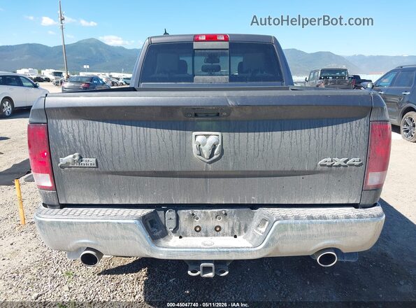 1C6RR7TT5JS118697 2018 RAM 1500 Silver 
