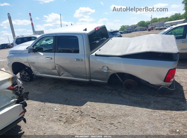 1C6RR7TT6JS168377 2018 RAM 1500 Silver 360 interior view