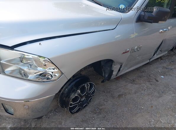 1C6RR7TT6JS168377 2018 RAM 1500 Silver 