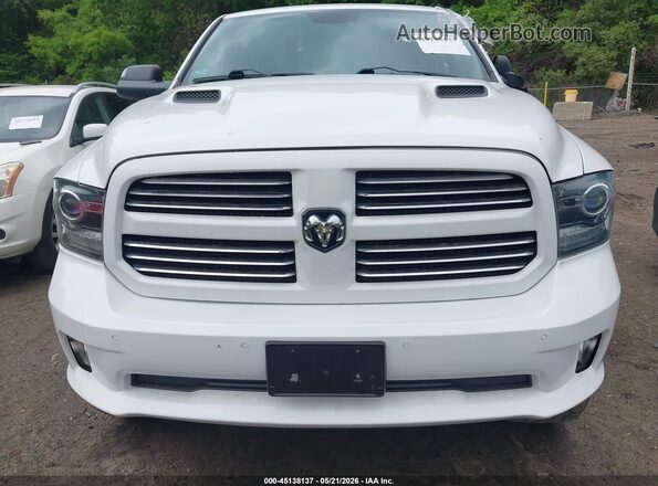 1C6RR7UT1HS716469 2017 RAM 1500 White Vista del cuadro de instrumentos