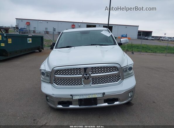 1C6RR7VT7JS218135 2018 RAM 1500 White Instrument cluster view