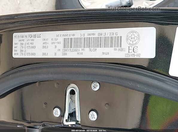 1C6RR7VT8JS306014 2018 RAM 1500 Black Շարժիչի բաժամունքի տեսք