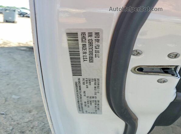 1C6RR7XTXRS185639 2024 RAM 1500 White 