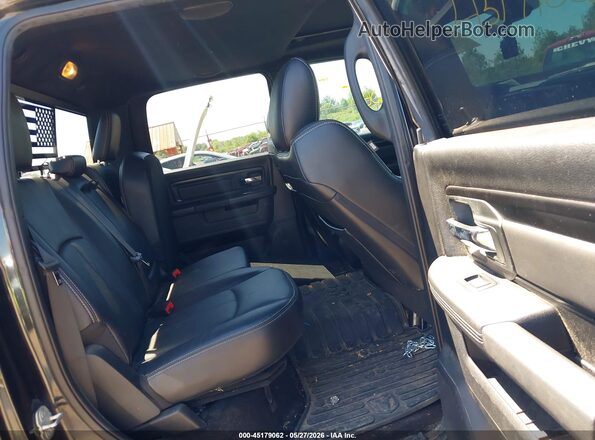 1C6RR7YT2JS173357 2018 RAM 1500 Black Вид наклейки з VIN-кодом